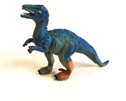 Dinosaurus plast 11 cm 05